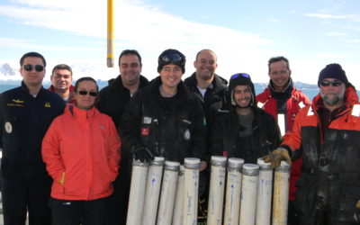 UFF researchers travel to Antarctica to study climate change